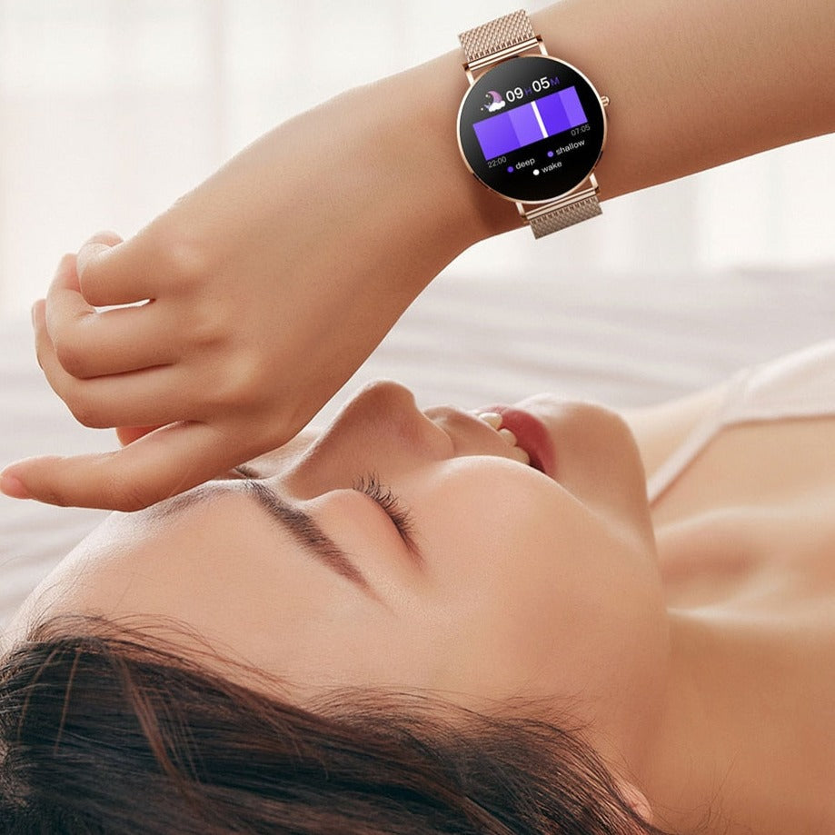 SurvSant - La Montre Connectée Élégante pour femme qui surveille votre santé